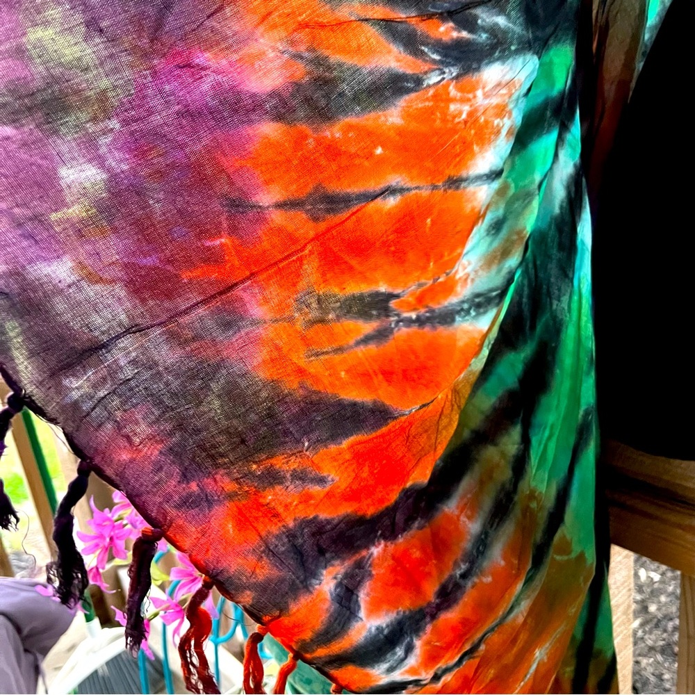 Vibrant Boho Large Fringed Colorful Tie-Dye Angled Design Wrap /Sarong/Scarf - Picture 5 of 8